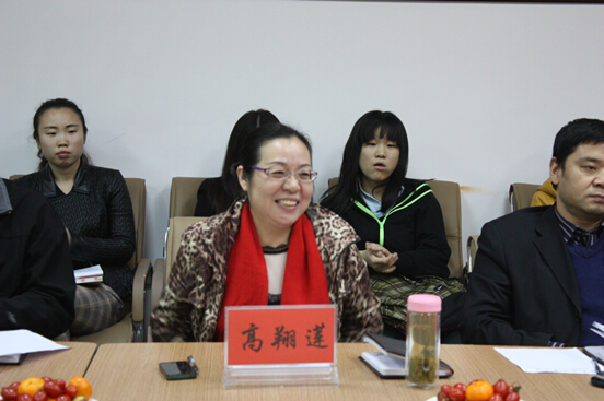 emc体育官网学院师生座谈会顺利举行